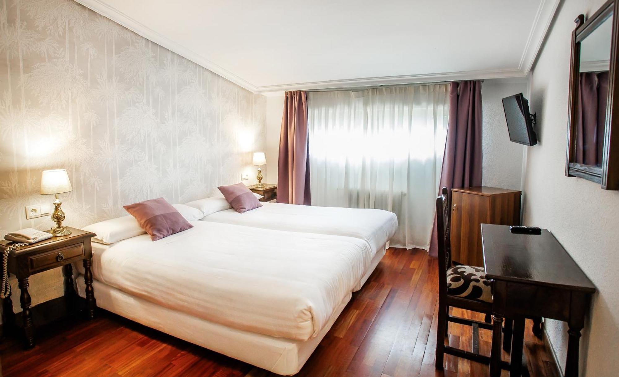 Hotel Conde Rodrigo II By Eme Hoteles Ciudad-Rodrigo Kültér fotó